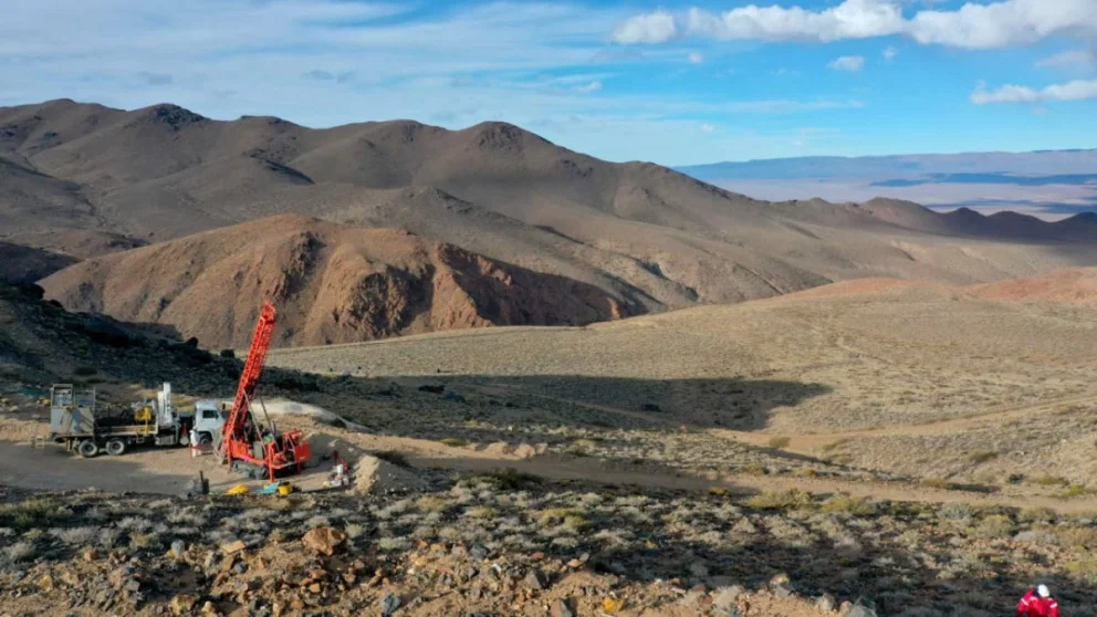 8b6220b9-6876-4f06-adcf-bf1799075ea4