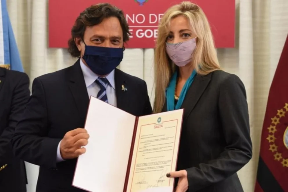 76184-el-gobernador-saenz-tomo-juramento-a-la-nueva-secretaria-de-mineria-y-energia