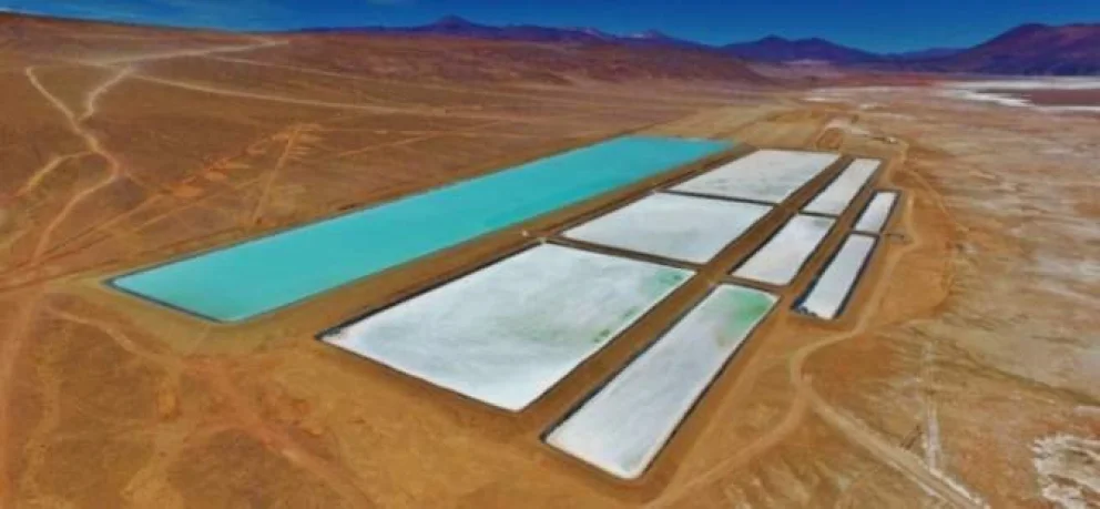 672z311_1543380946_AGY-evap-ponds-757