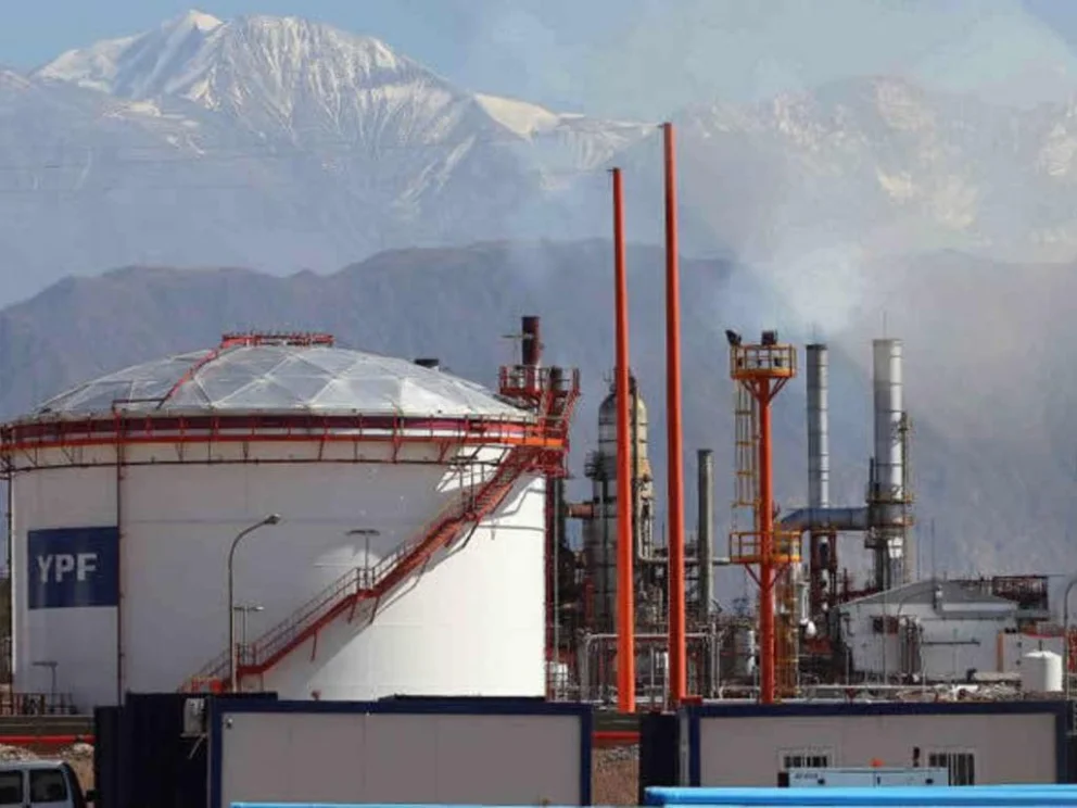 1595254509717YPF-lujan-de-cuyo-Mendoza-refineria