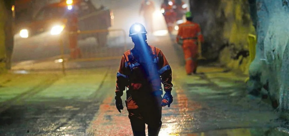 trabajador-minero-mina