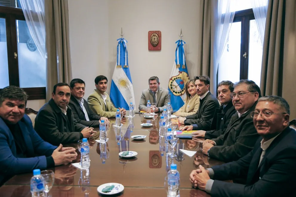 53749181292_d581f2ee13_b