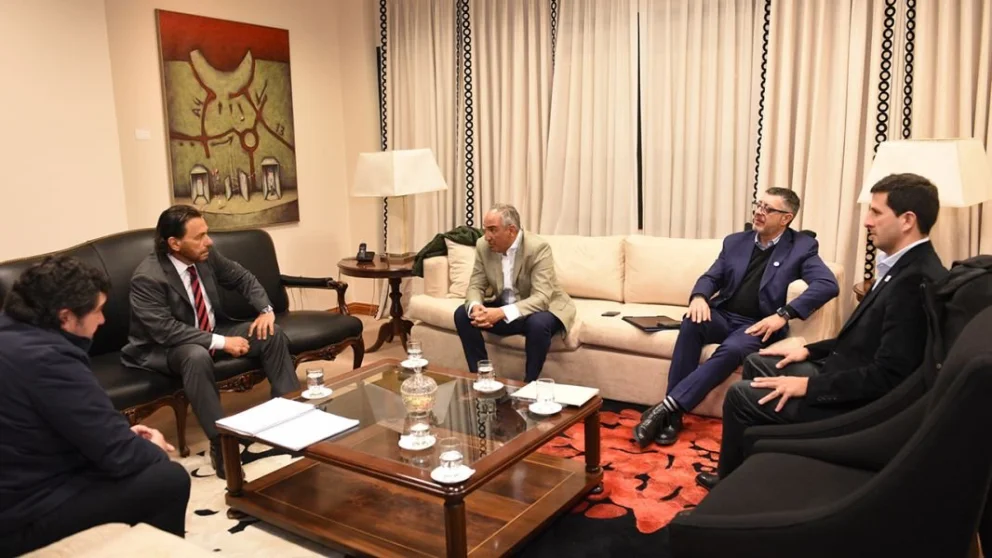 7611-reunion-en-casa-de-gobierno-20240730162331