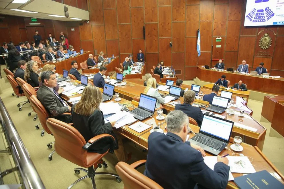 Ley proveedores mineros