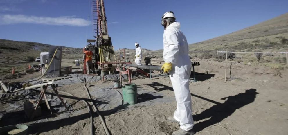 Mendoza prorroga dictamenes