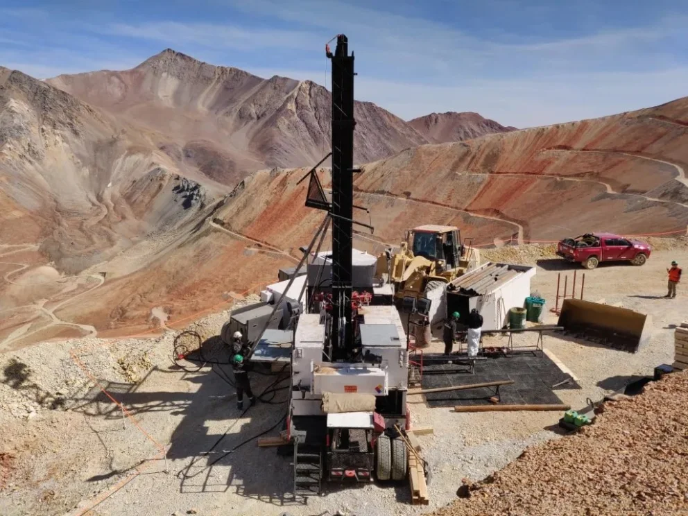 Exploradora canadiense san juan mendoza