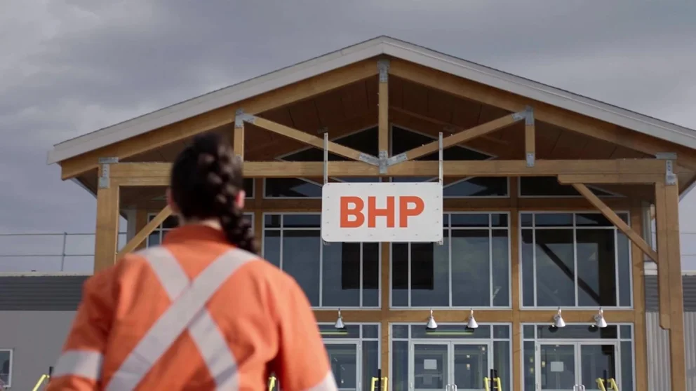 bhp ratifica inversiones en Chile