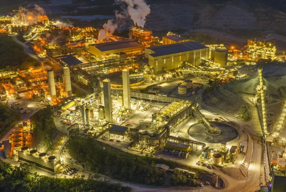 Barrick aumenta su producción mundial de oro y cobre mientras reduce ...