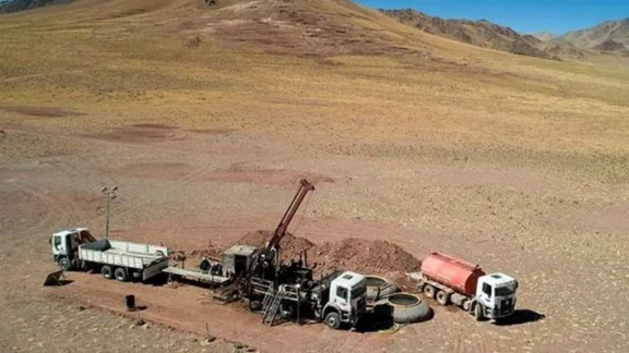 Extienden la mineralización de cobre y oro en El Fierro en San Juan ...