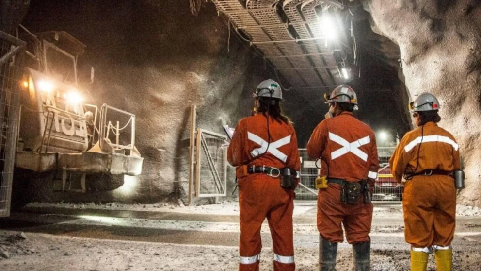 La sucesión de accidentes fatales en la minería chilena volvió a poner bajo examen los sistemas de prevención, los controles sobre contratistas y las condiciones de trabajo en alta montaña.