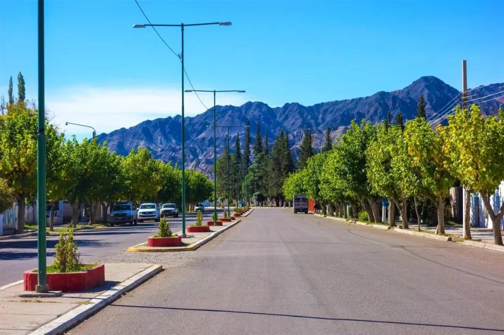 Calingasta necesita definir cómo organizar su crecimiento urbano y productivo ante las inversiones mineras y las nuevas demandas de infraestructura.